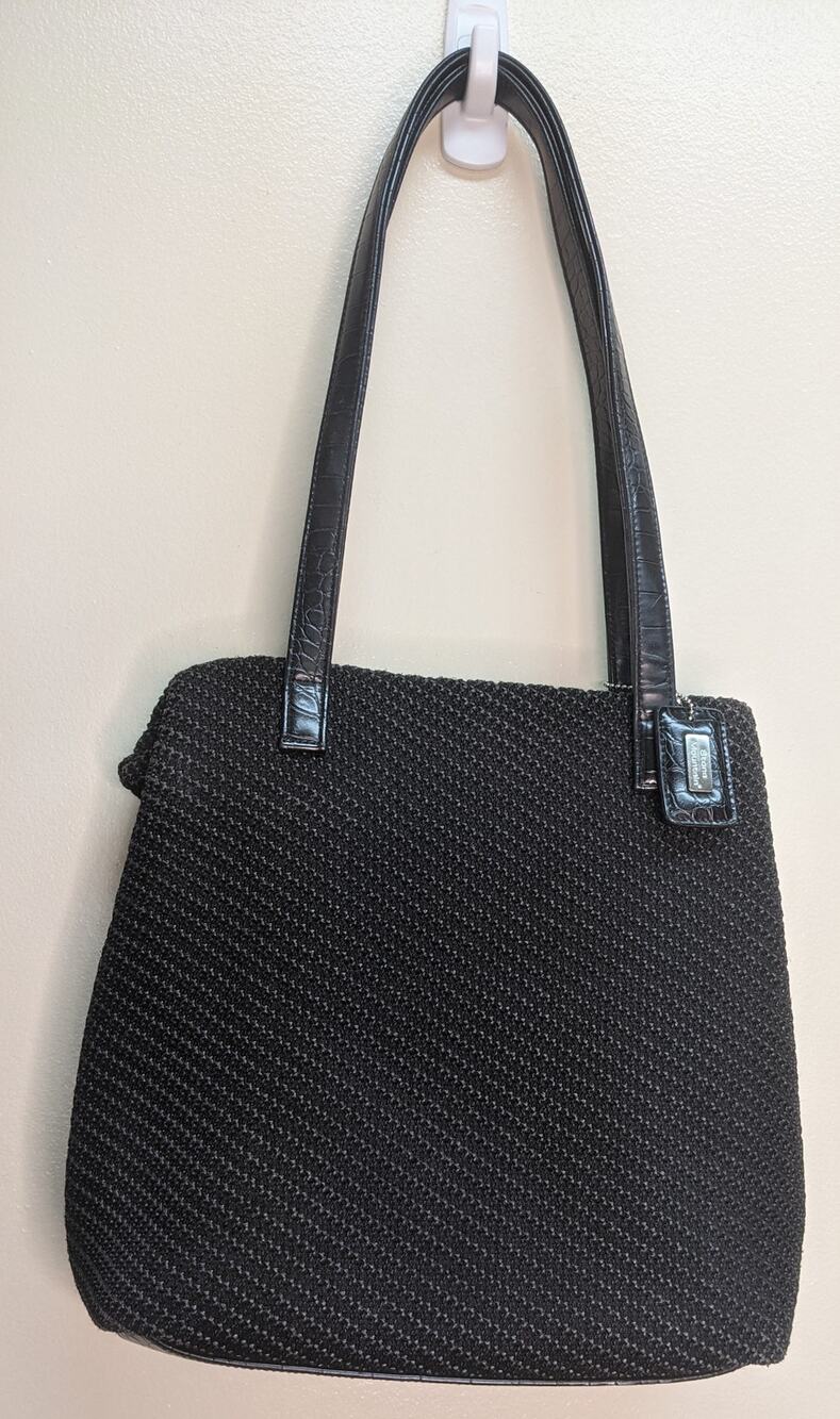 Stone Mountain textur fabric leather bottom handle